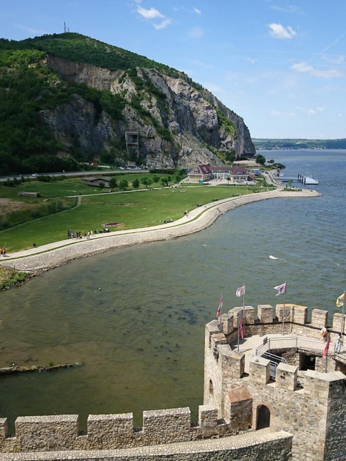 Apartman Barka Golubac Exteriér fotografie